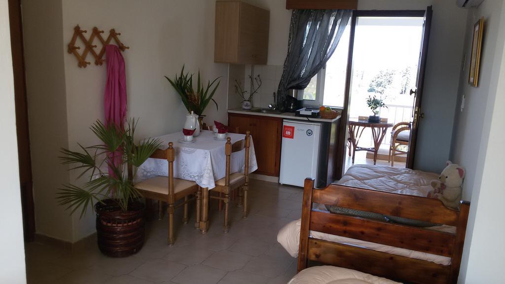 Eftihia Apartments Cos Habitación foto
